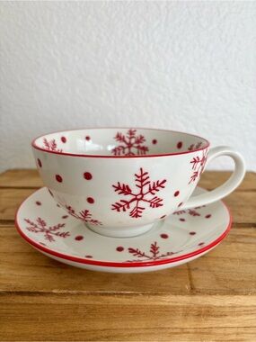 Signature Housewares Christmas Mug Saucer Set Red White Snowflake Polka Dot
